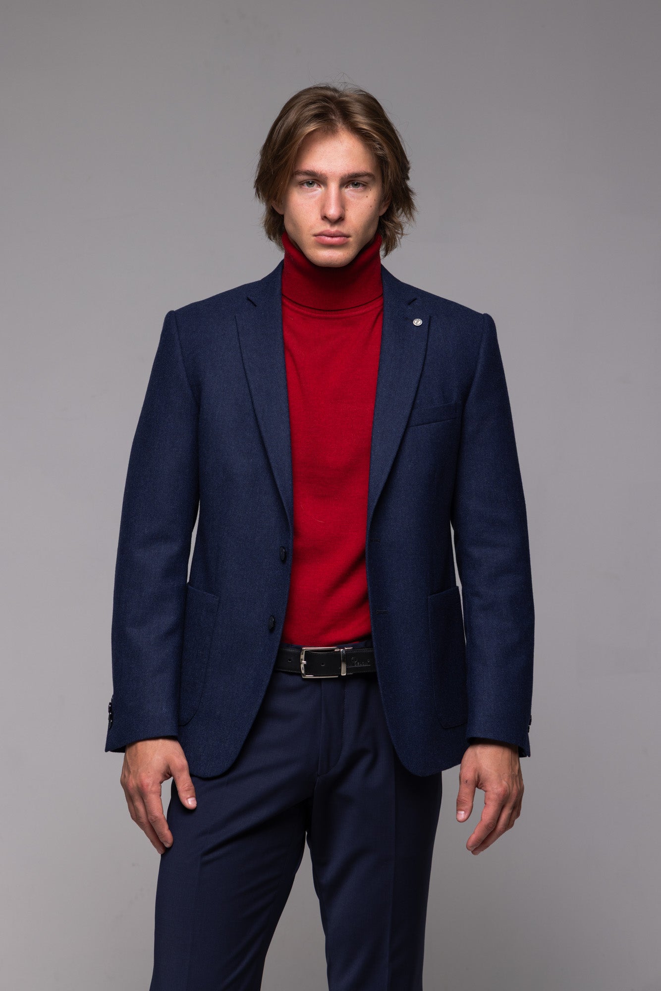 Navy blue wool jacket with a fine structure