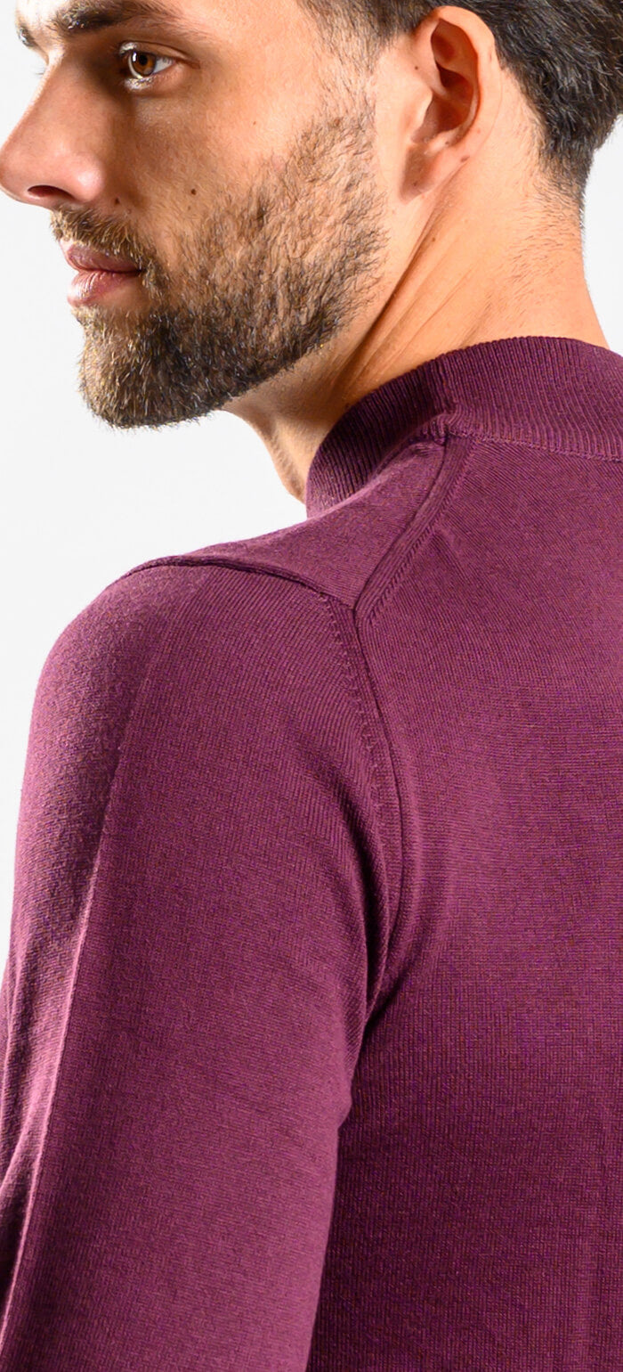 Eggplant cotton turtleneck