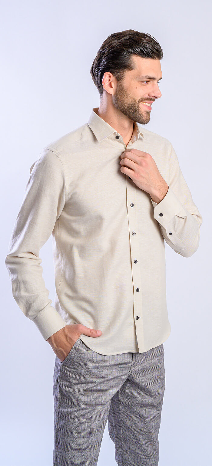 Beige linen Extra Slim Fit shirt with brown buttons