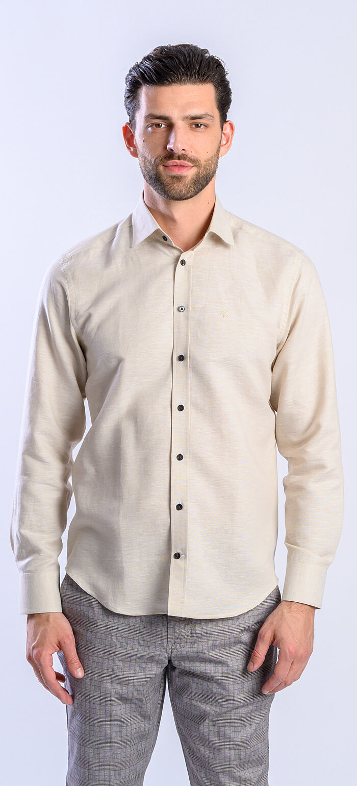 Beige linen Extra Slim Fit shirt with brown buttons