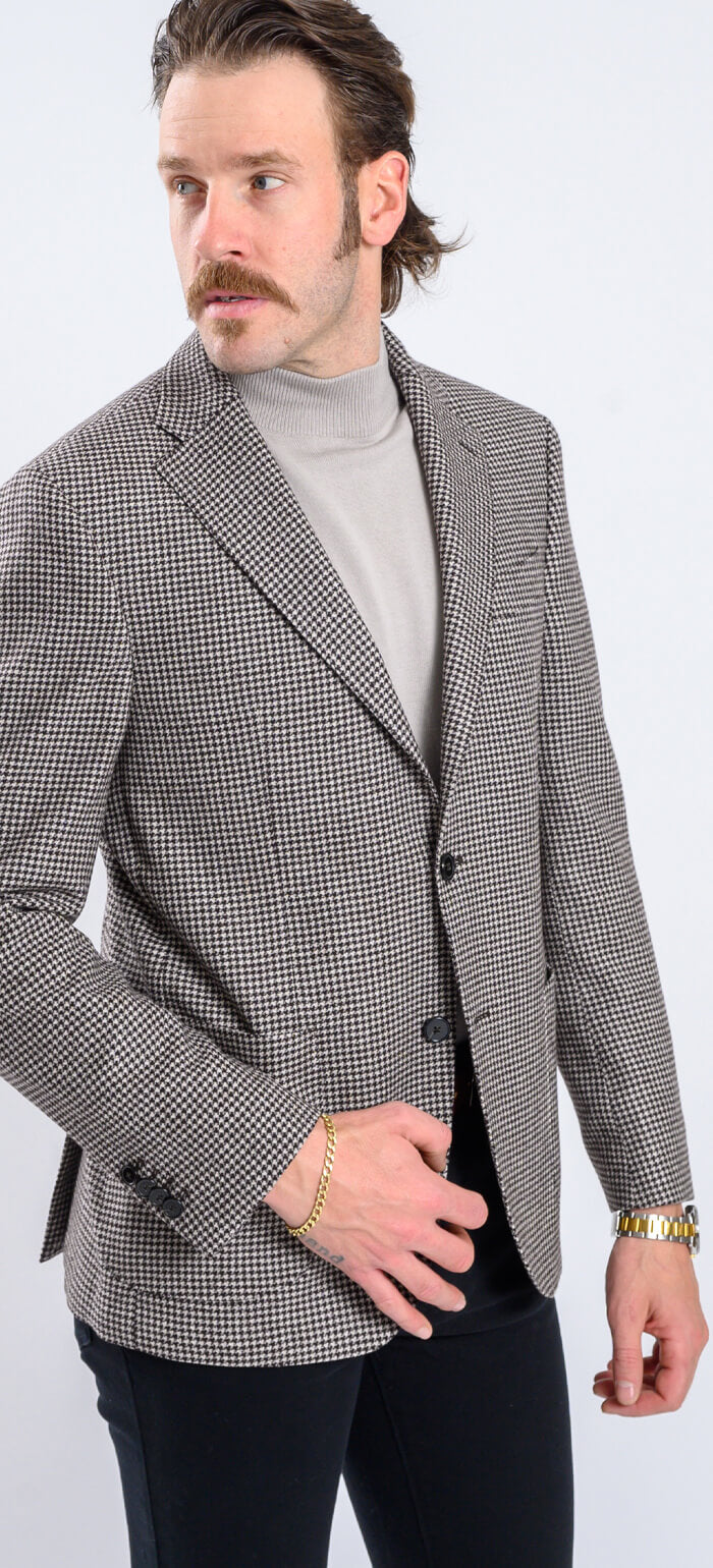 Beige-brown wool jacket with a rooster's foot pattern