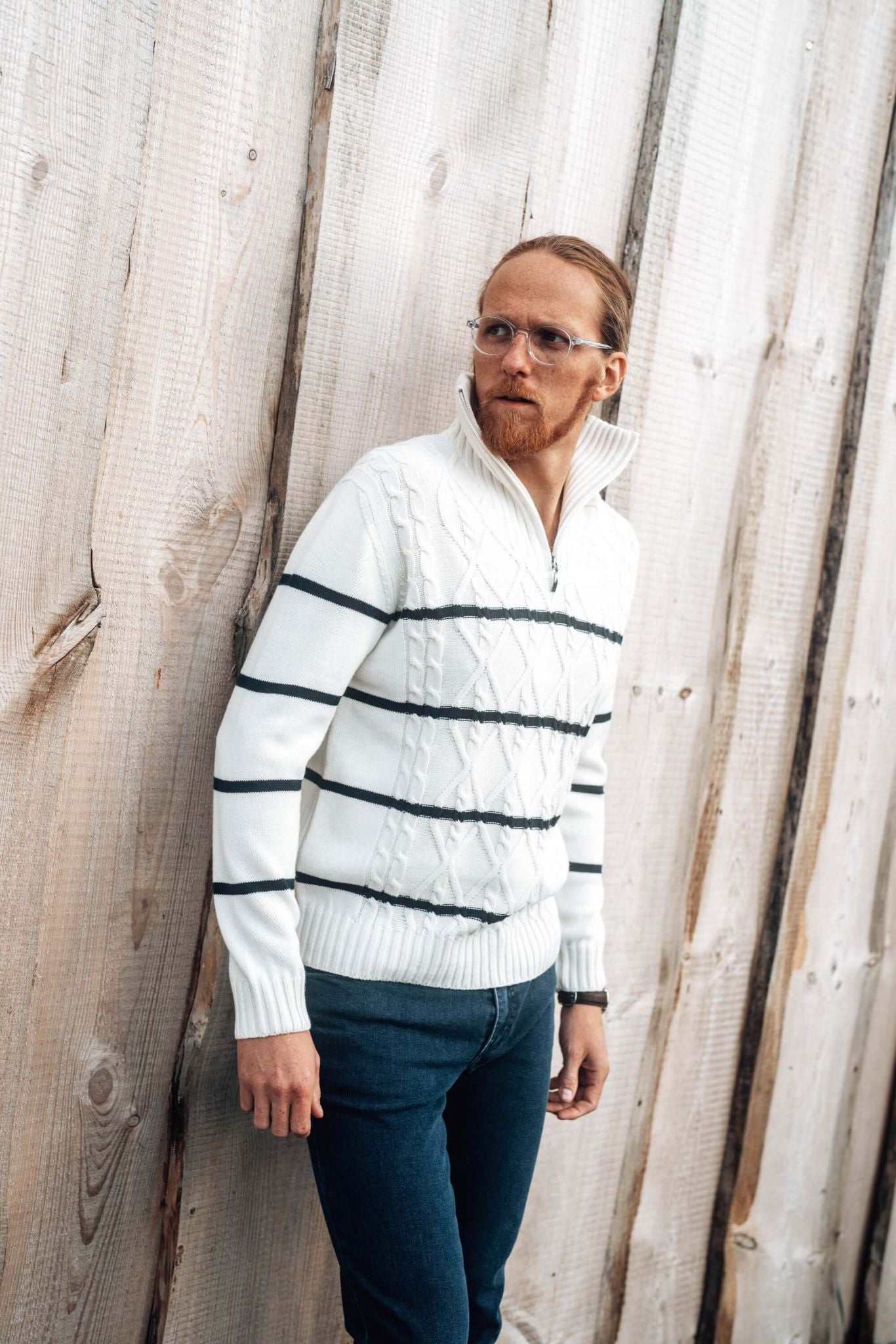 Beige wool sweater with zip at the neck