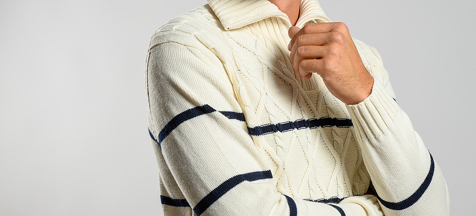 Beige wool sweater with zip at the neck