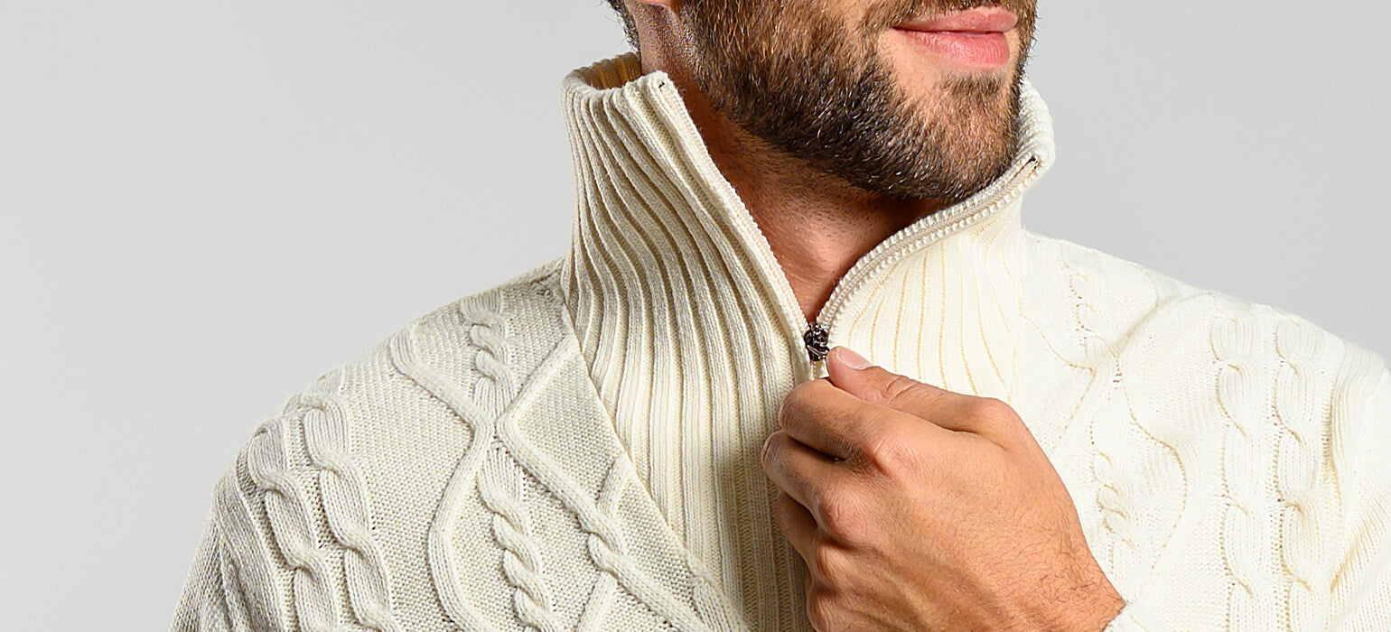 Beige wool sweater with zip at the neck