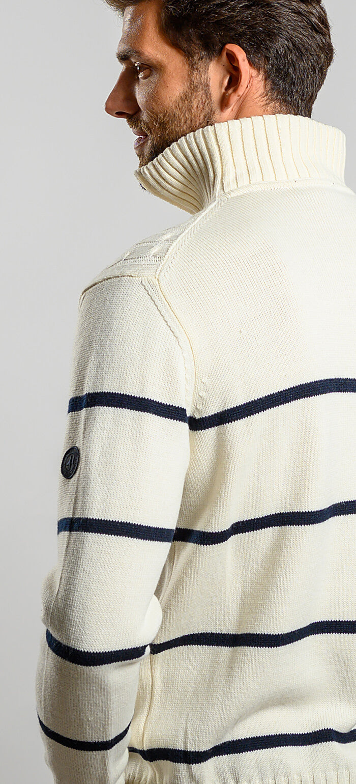 Beige wool sweater with zip at the neck