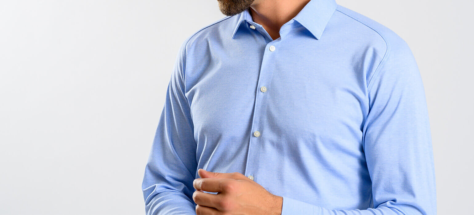 Light blue stretch Extra Slim Fit shirt with anti-wrinkle treatment