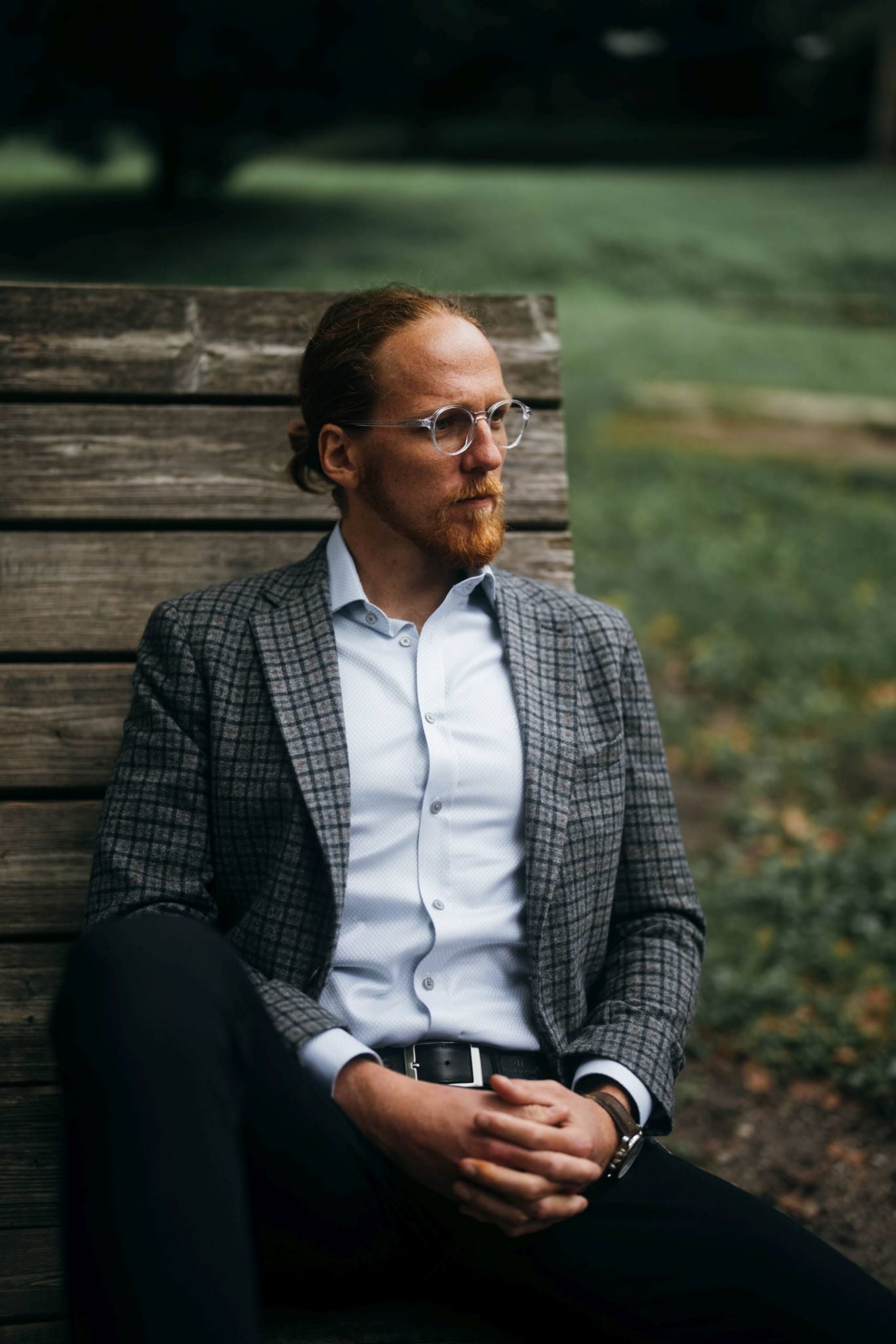 Pale grey Extra Slim Fit shirt with a subtle sheen