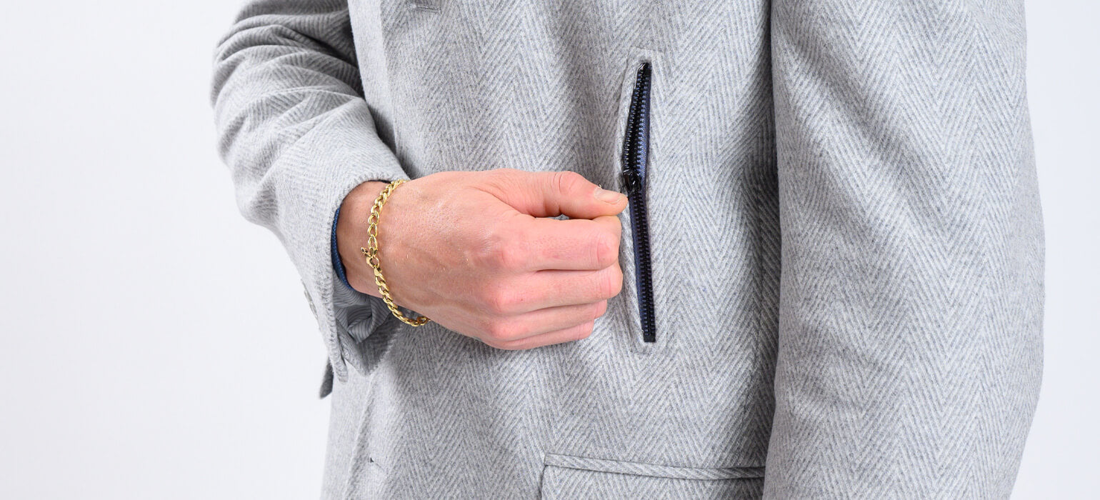 Pale grey wool coat with removable lining