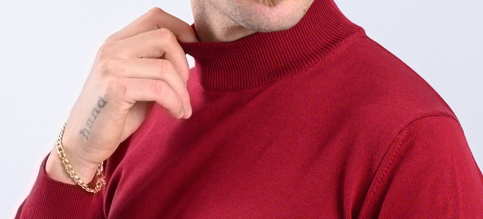 Burgundy cotton turtleneck