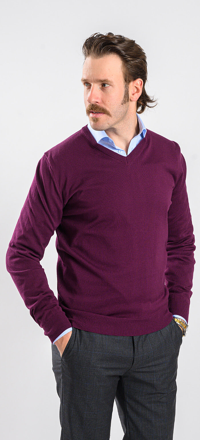 Burgundy cotton V-neck sweater