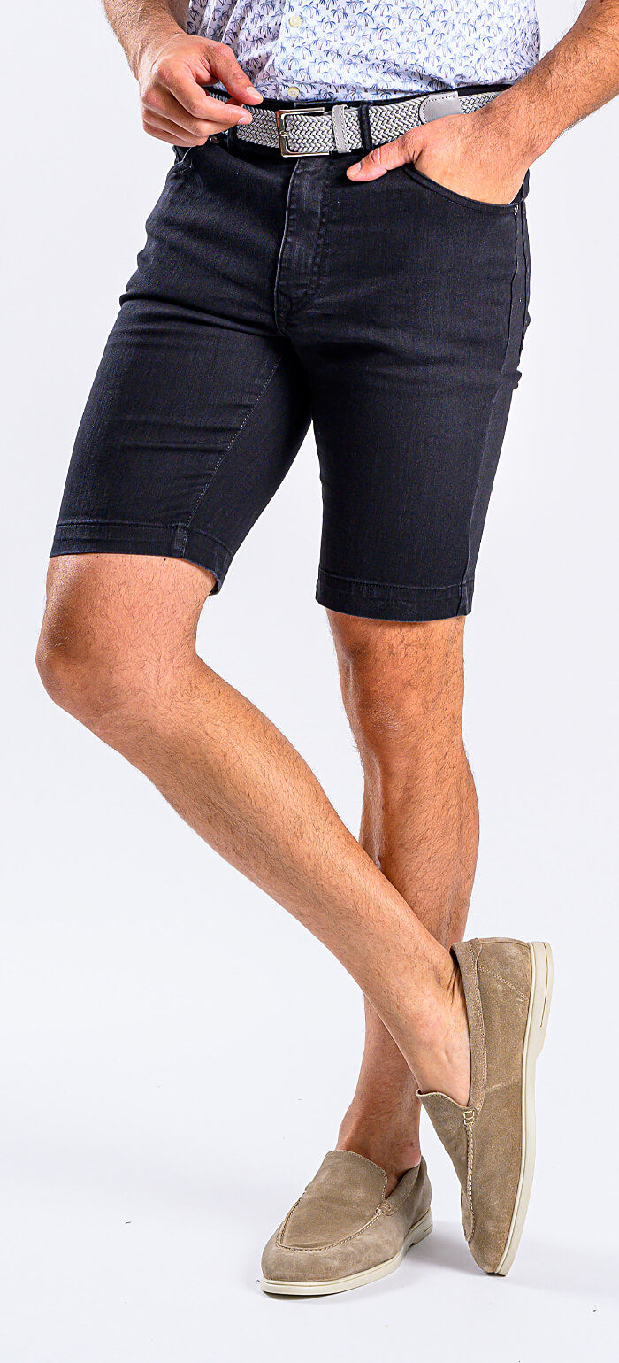 Black short jeans
