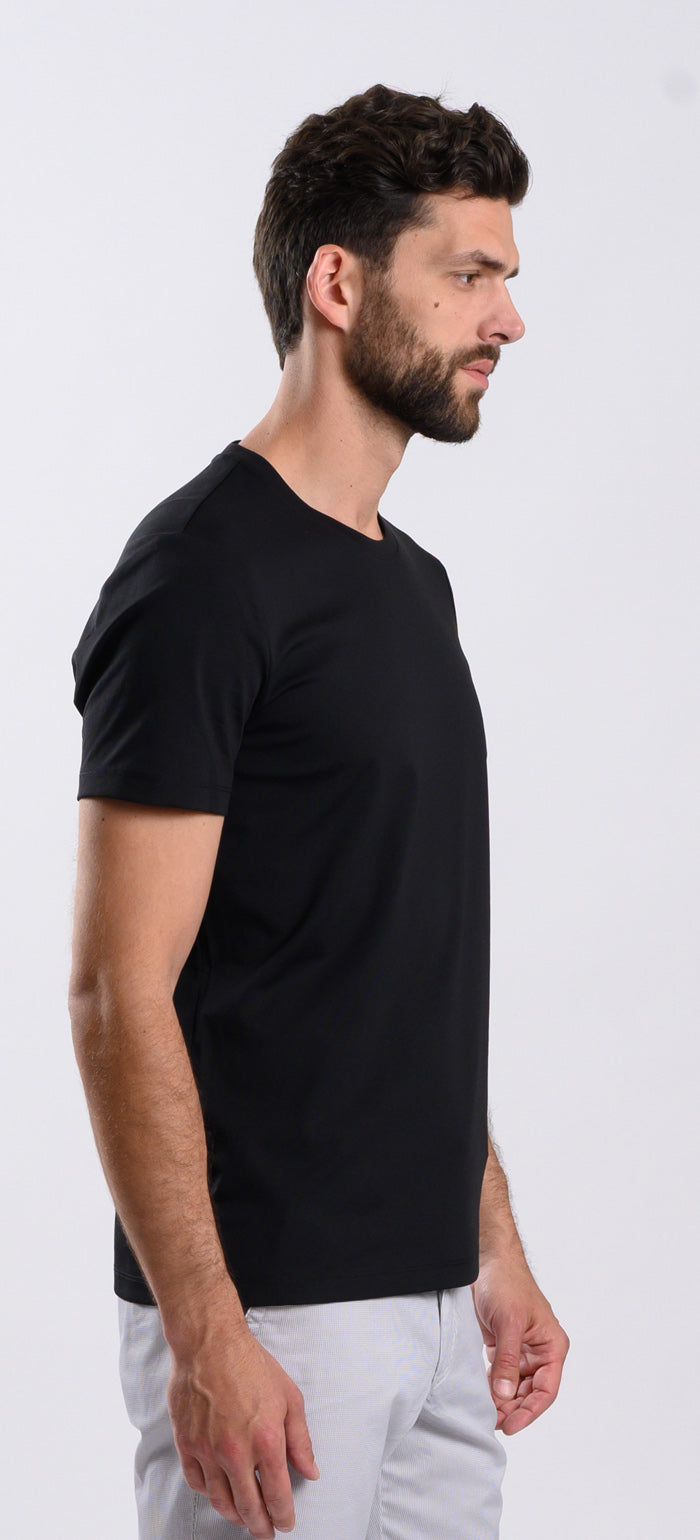 Black T-shirt