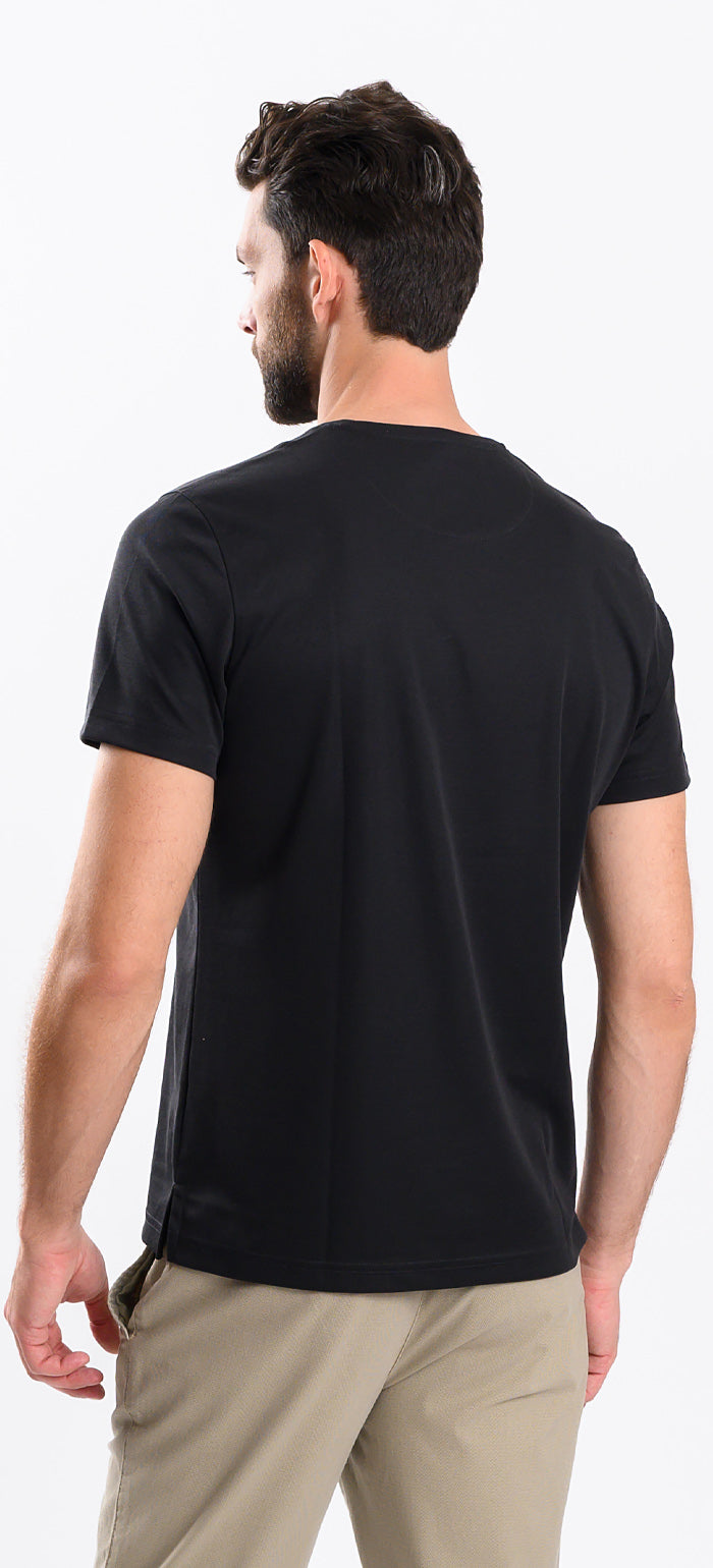 Black T-shirt