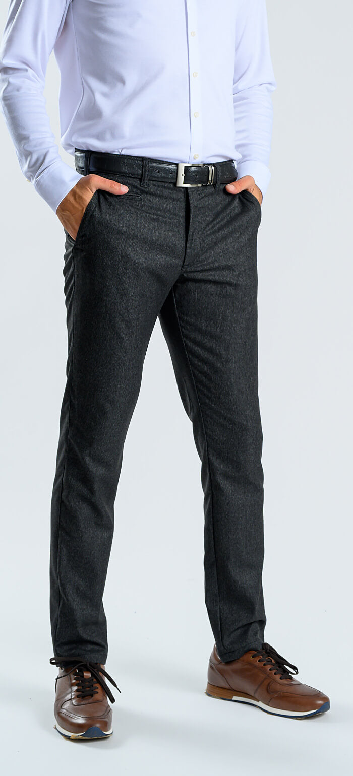 Black and gray casual pants
