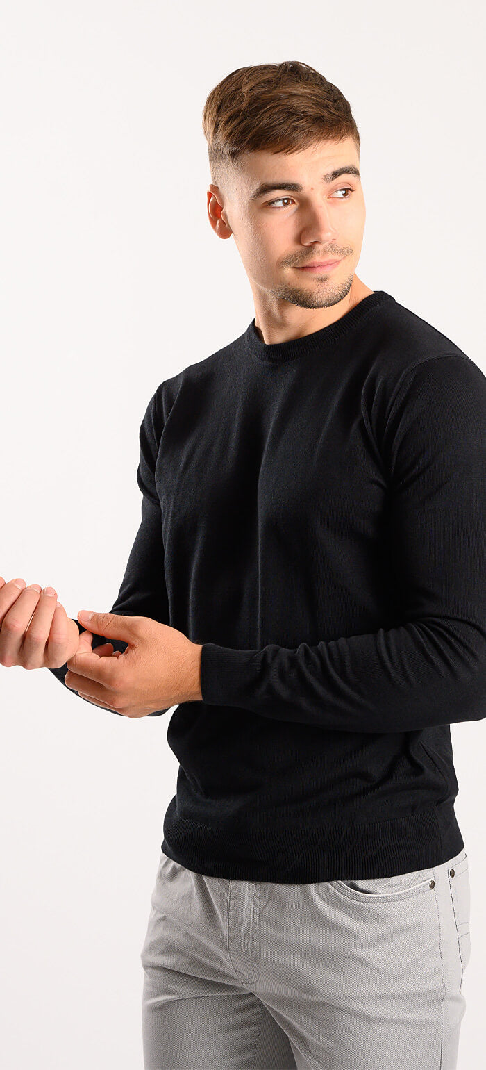 Black cotton crew neck sweater