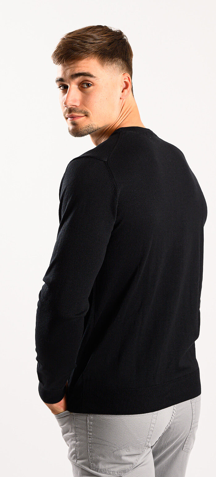 Black cotton crew neck sweater