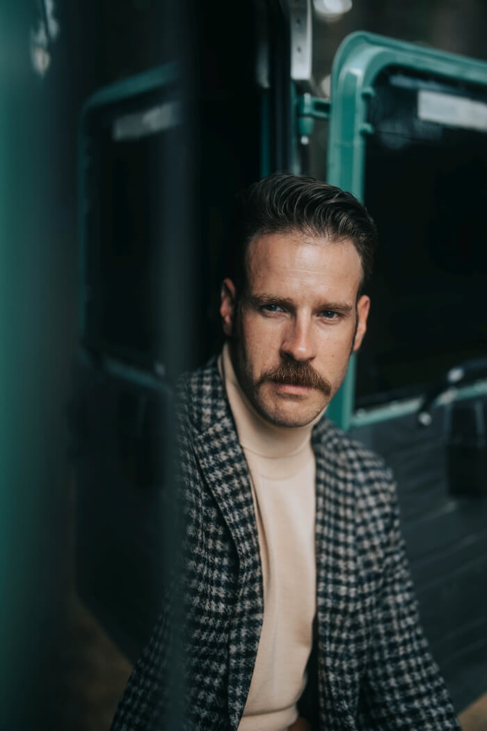 Brown jacket with rooster print, size XL