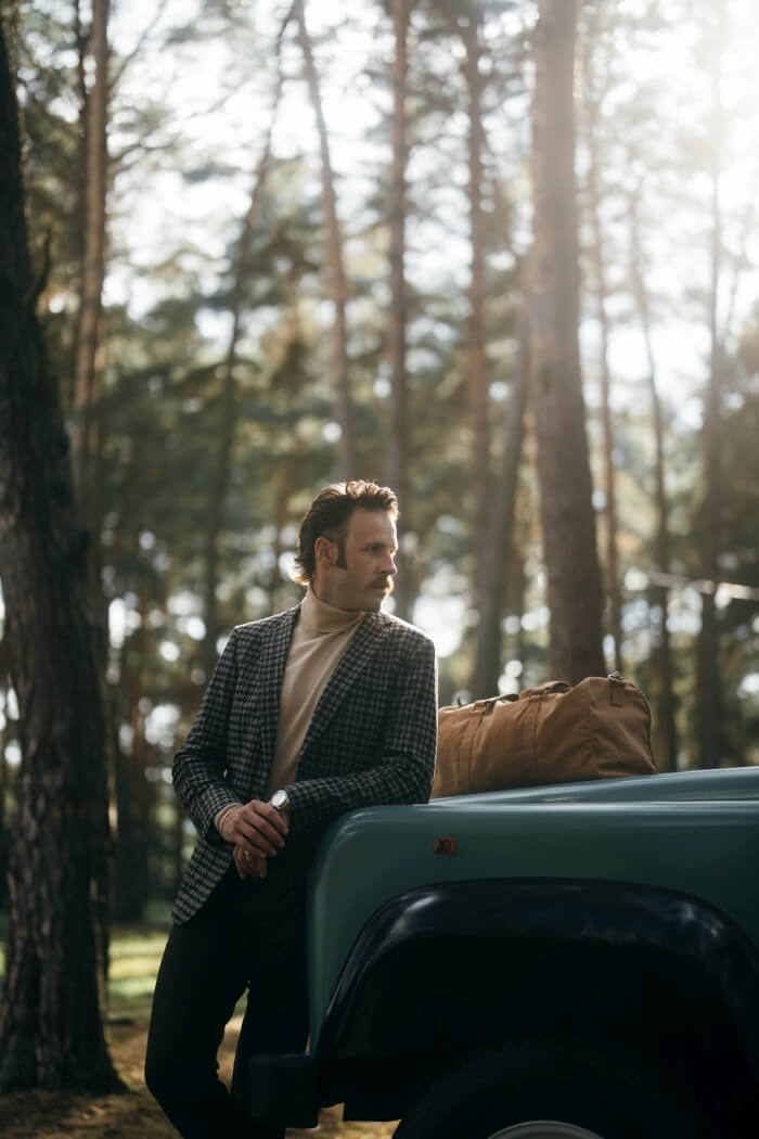 Brown jacket with a rooster print