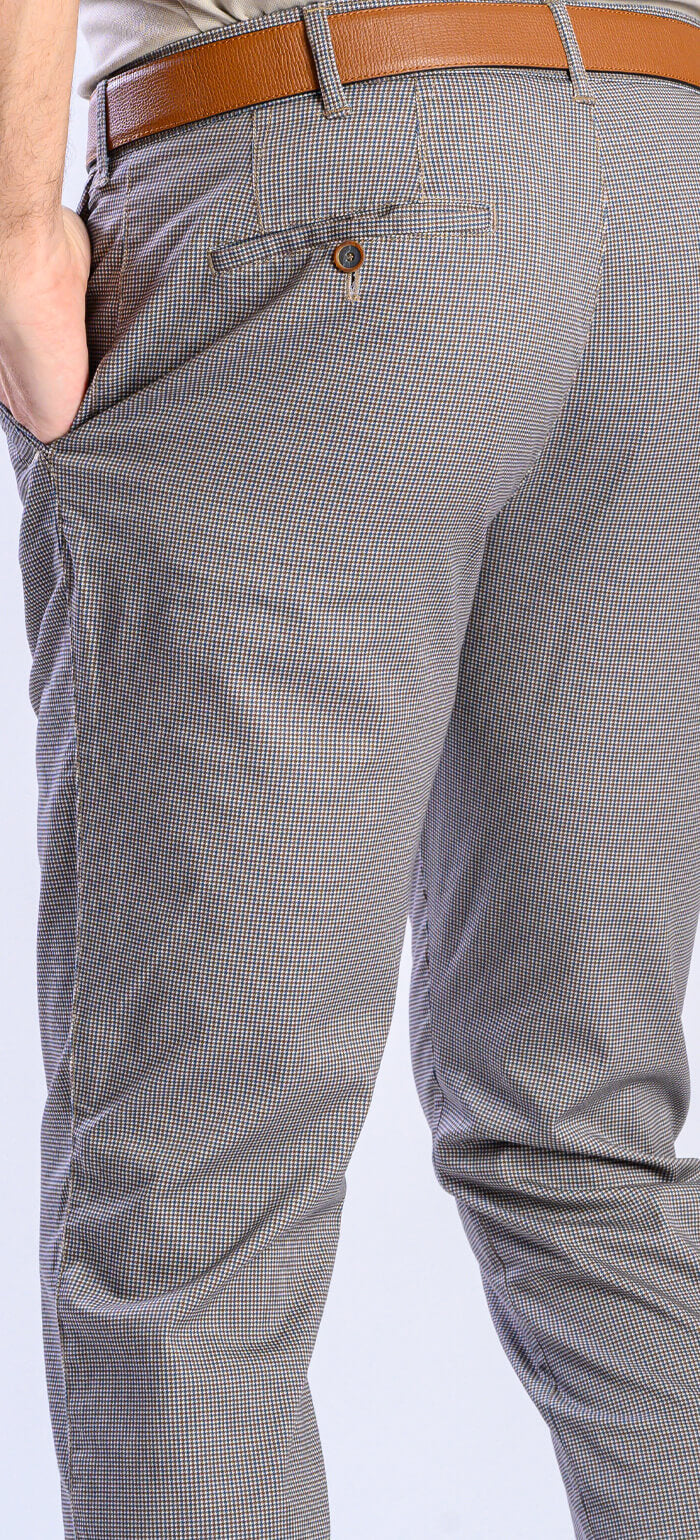 Brown-beige pepito chinos