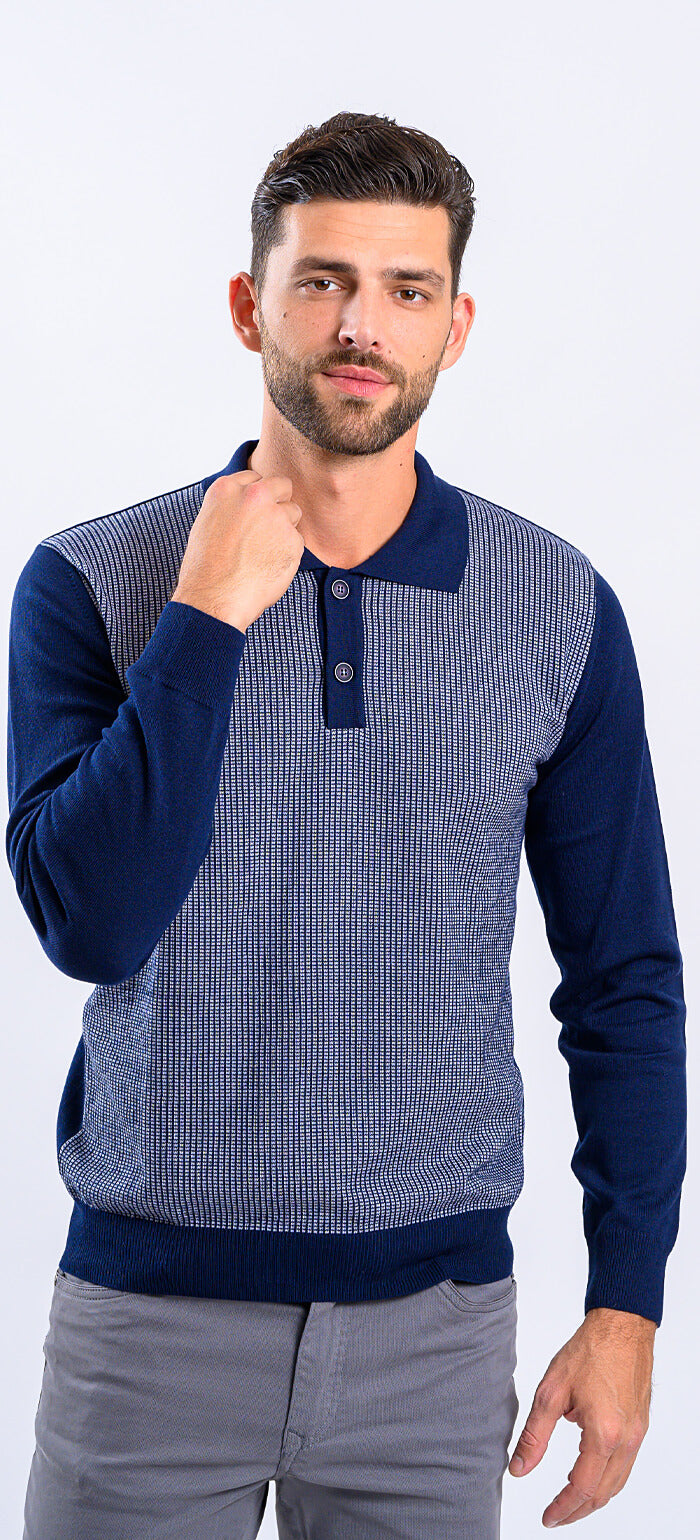 Blue knitted polo shirt with gray pattern