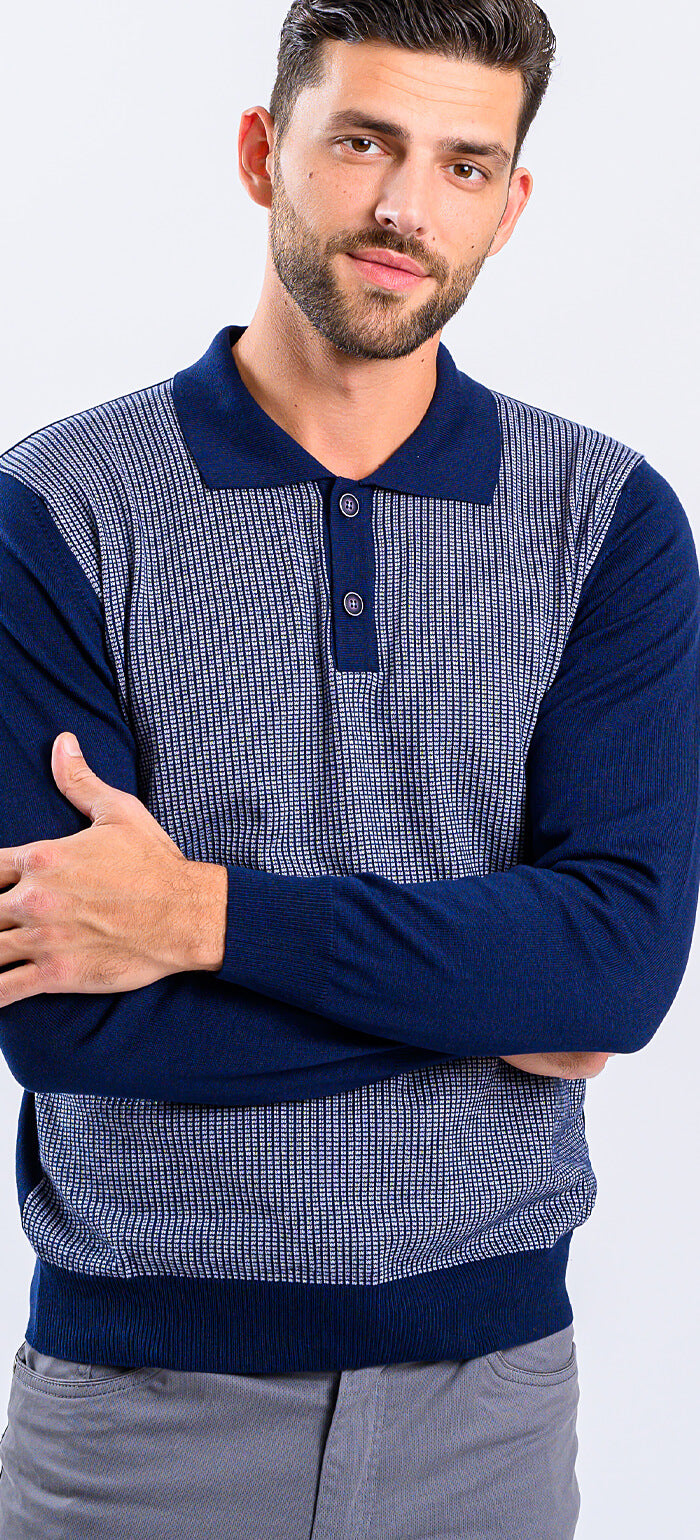Blue knitted polo shirt with gray pattern