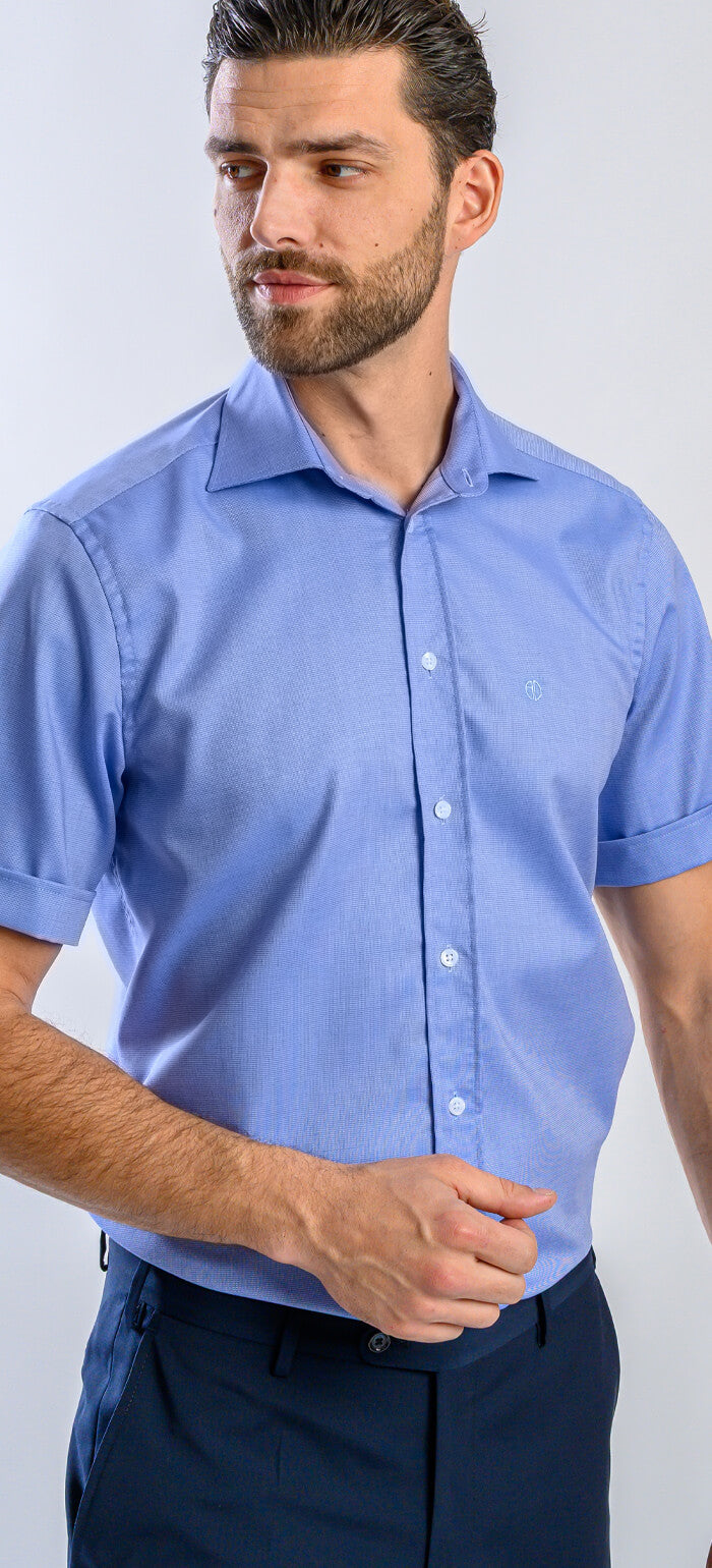 Blue Slim Fit Shirt with Short Sleeves and a Delicate Pattern