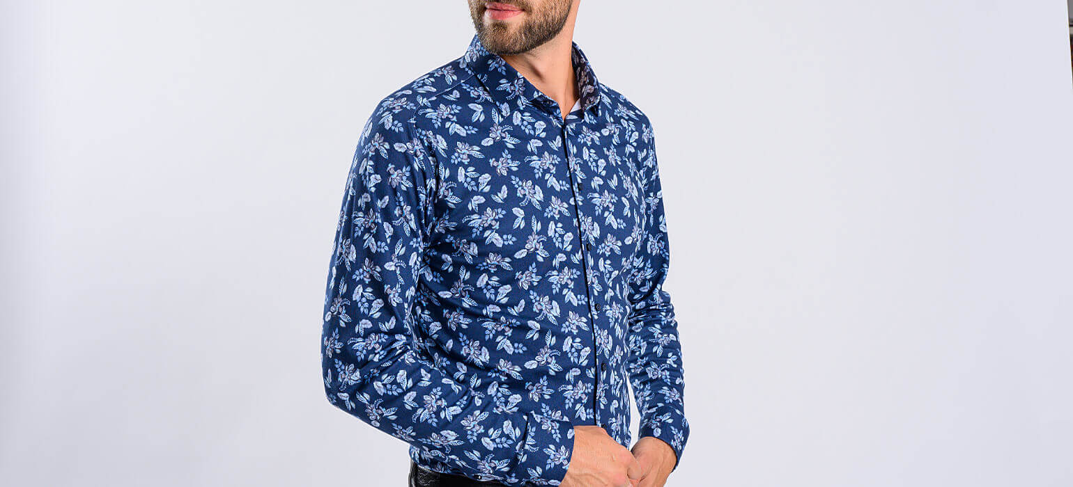 Blue heavily patterned stretch Extra Slim Fit shirt with anti-wrinkle treatment