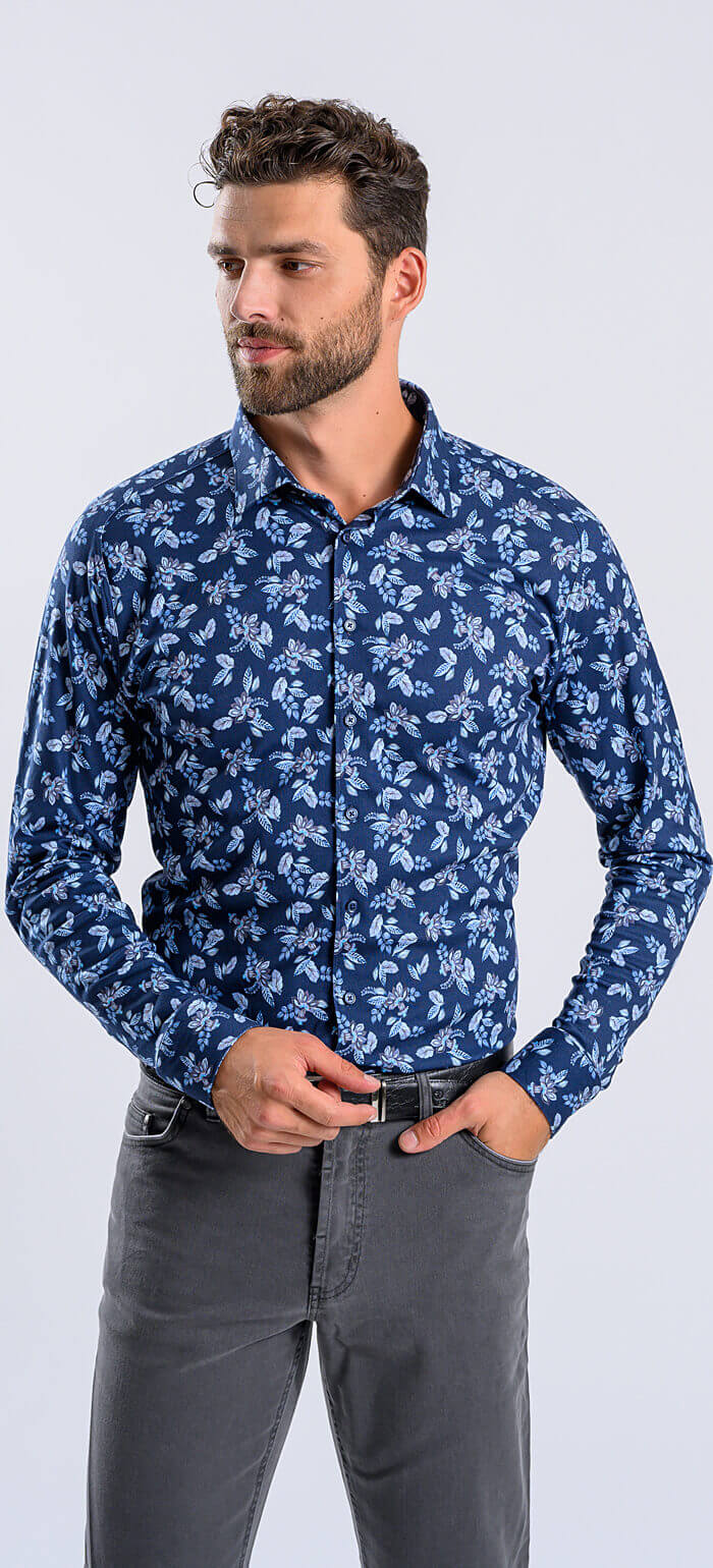 Blue heavily patterned stretch Extra Slim Fit shirt with anti-wrinkle treatment