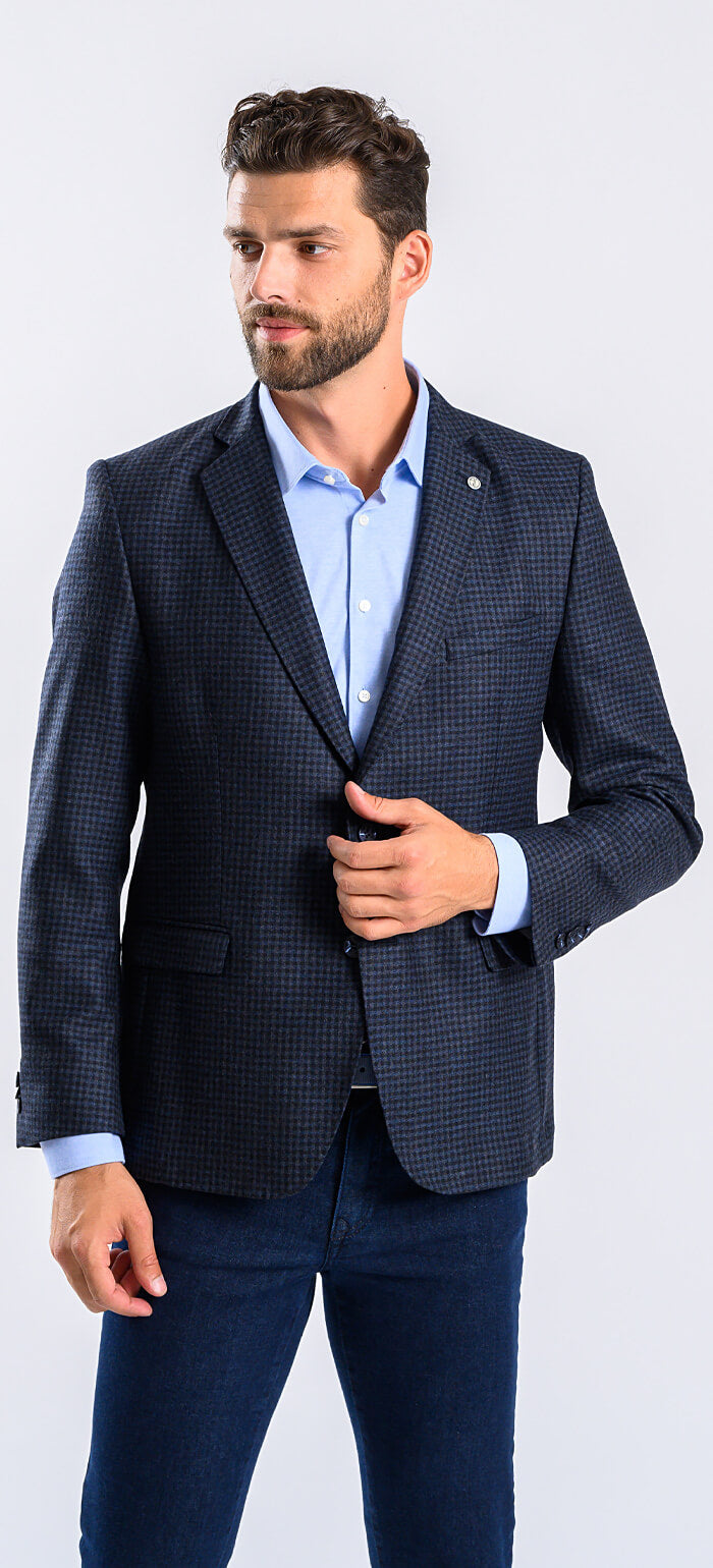 Blue blazer with small check pattern and removable insert, size XL