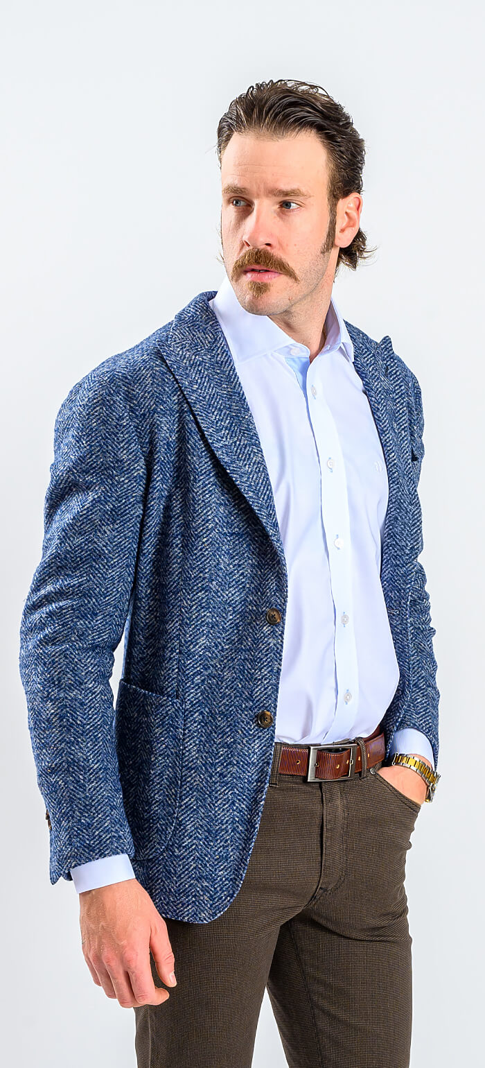 Blue jacket with a rooster print