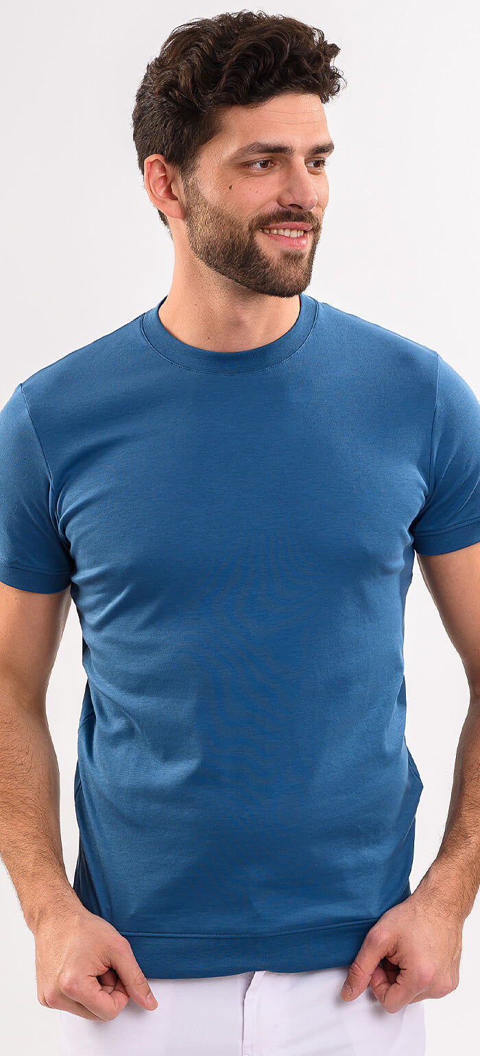Blue T-shirt with patent