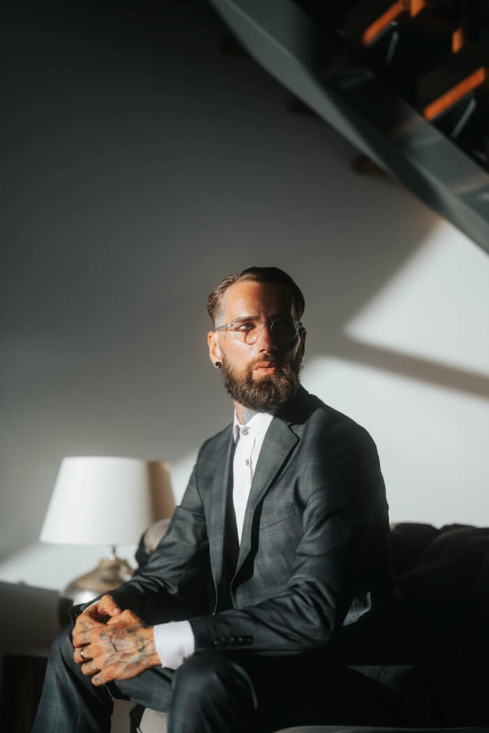 Blue Slim fit suit with burgundy check, size XL