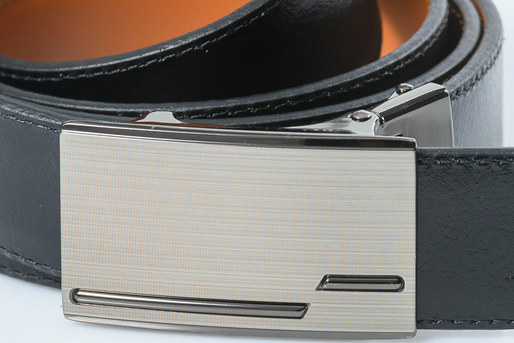 Reversible leather belt with brake buckle