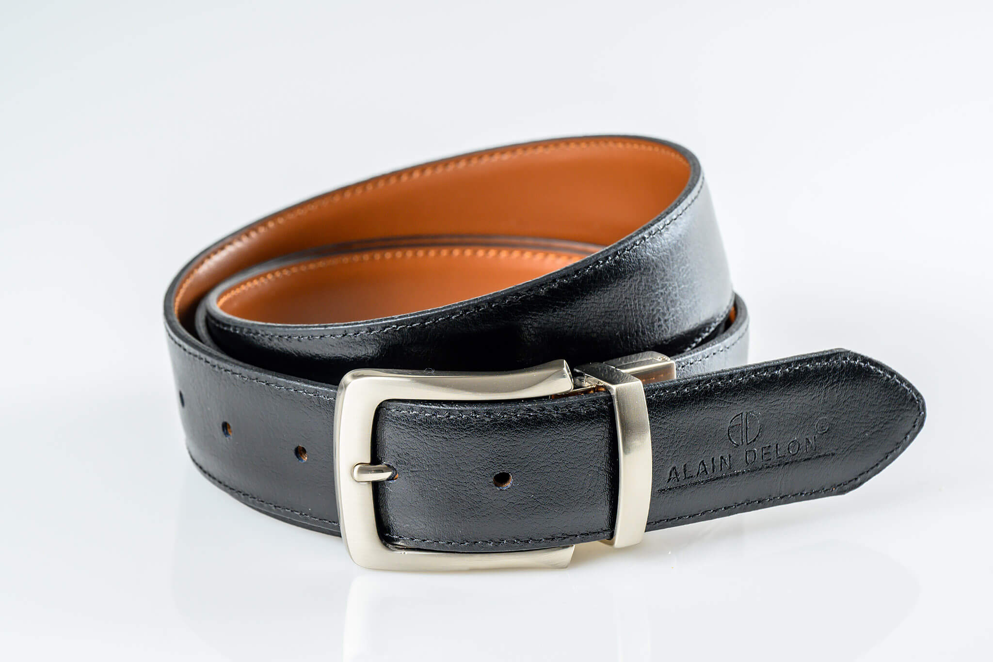 Reversible leather belt