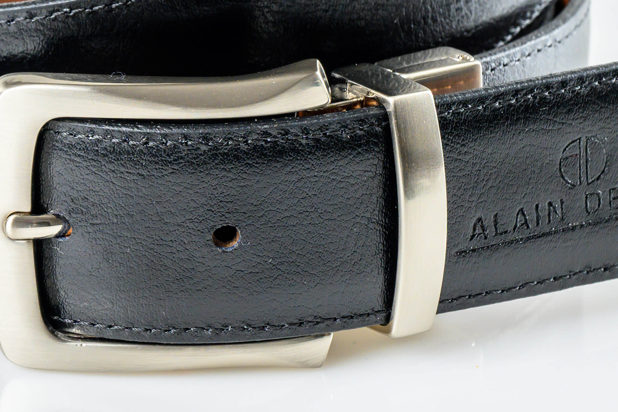 Reversible leather belt