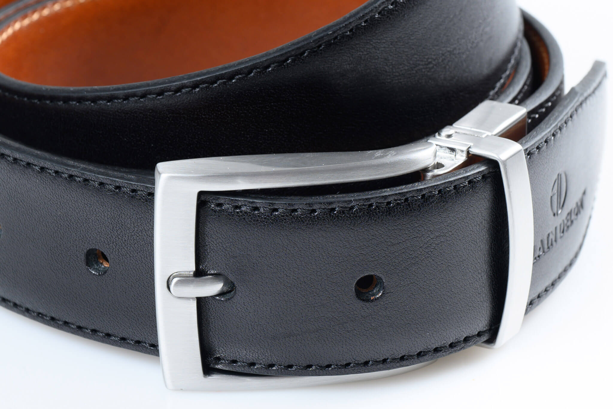 Reversible leather belt