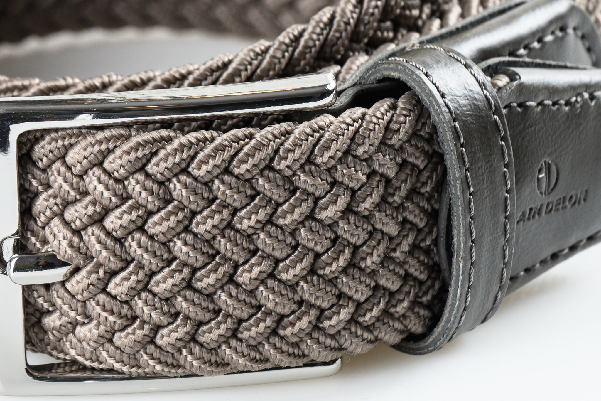 Knitted belt