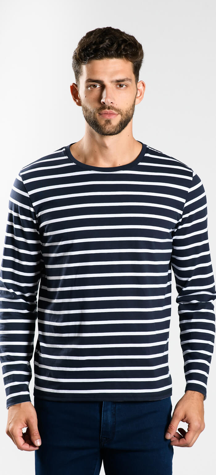 Striped long-sleeved T-shirt