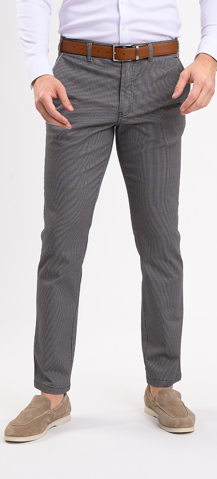 Grey-brown leisure trousers with a rooster print