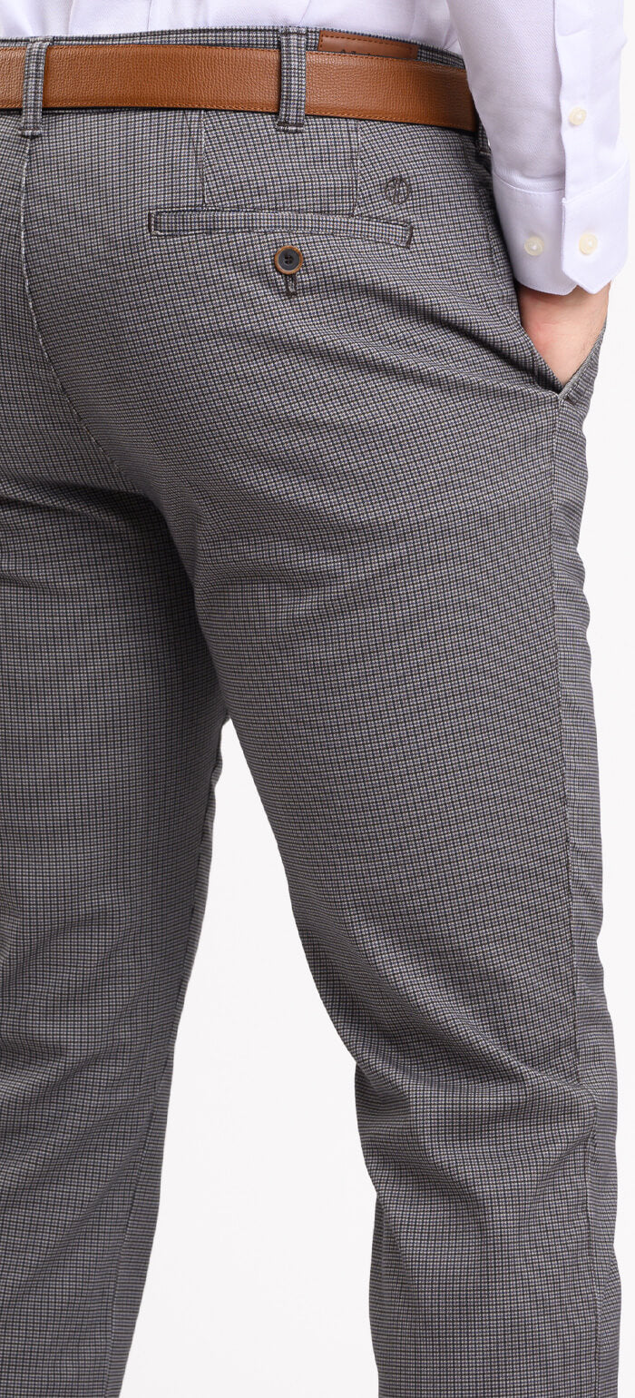Grey-brown leisure trousers with a rooster print