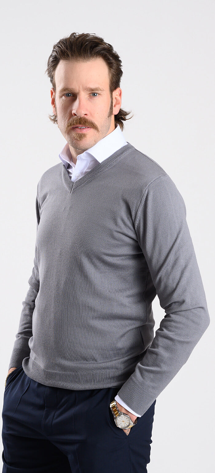 Grey cotton V-neck sweater