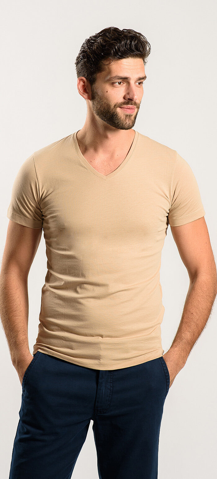 Body-hugging cotton T-shirt