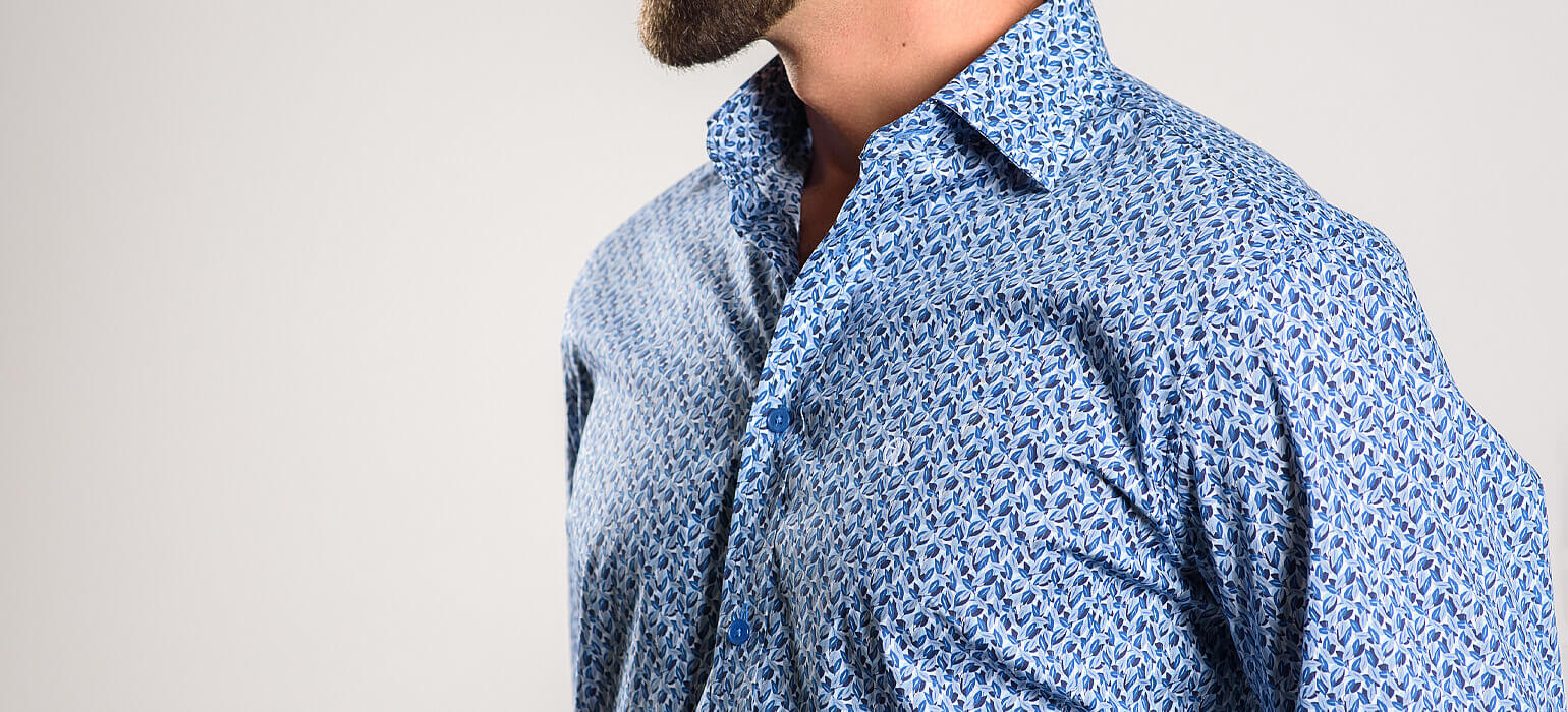 Navy Blue Extra Slim Fit Shirt with a Bold Pattern