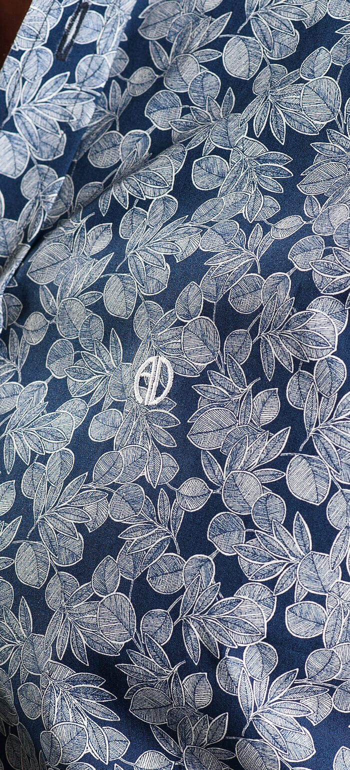 Navy Blue Extra Slim Fit Shirt with a Bold Pattern