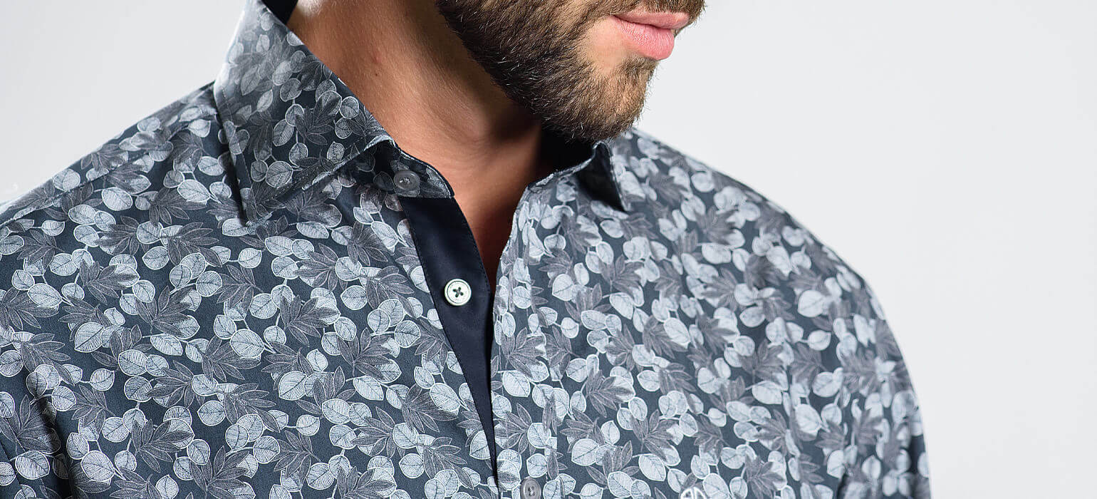 Dark grey slim fit shirt with a bold pattern