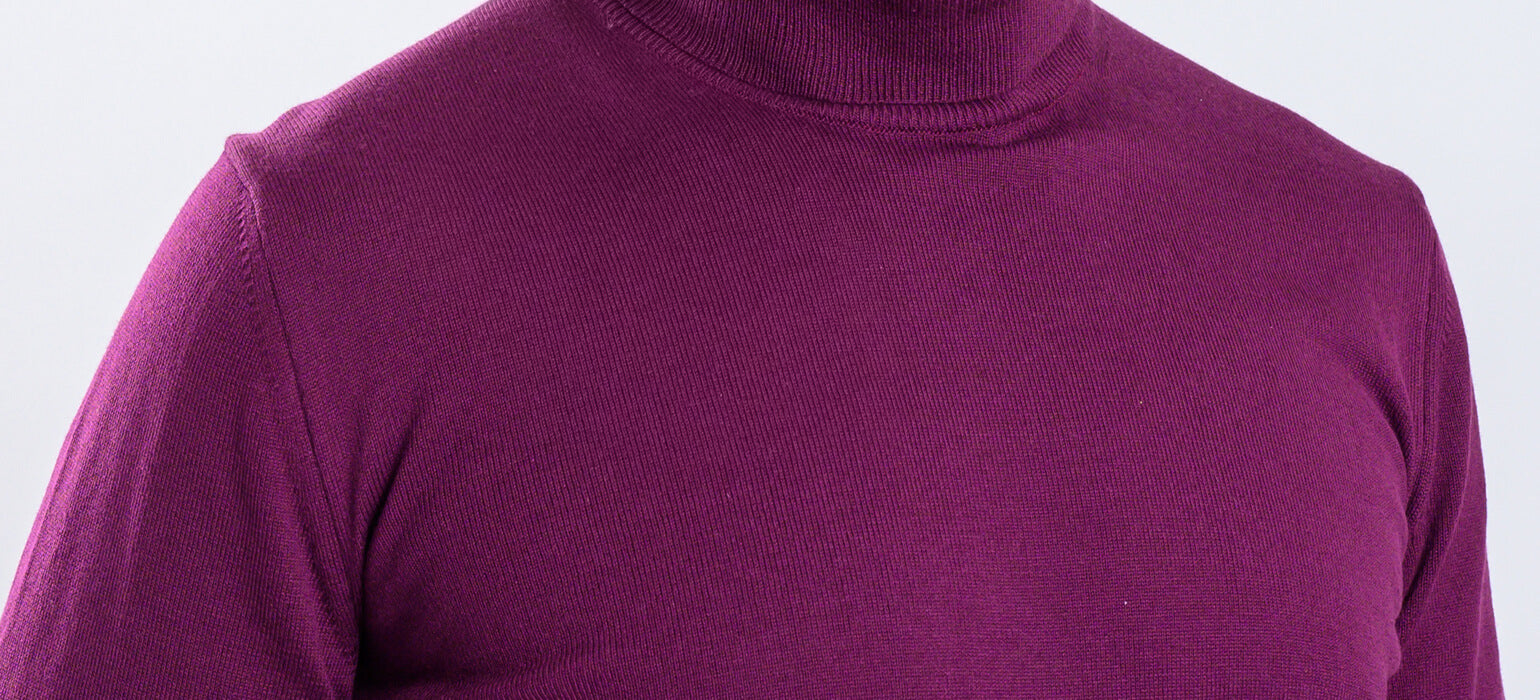 Burgundy cotton turtleneck