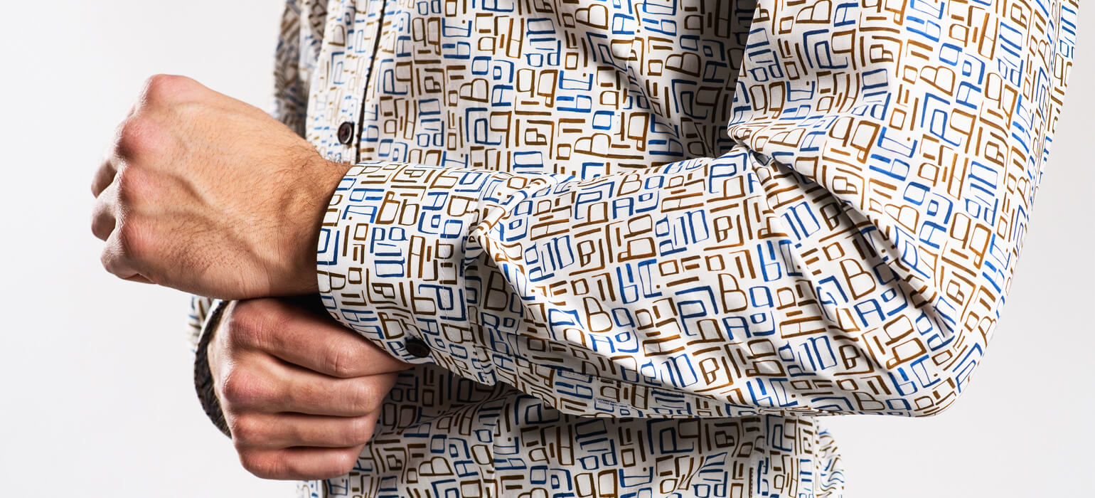 Distinctive casual Slim Fit shirt