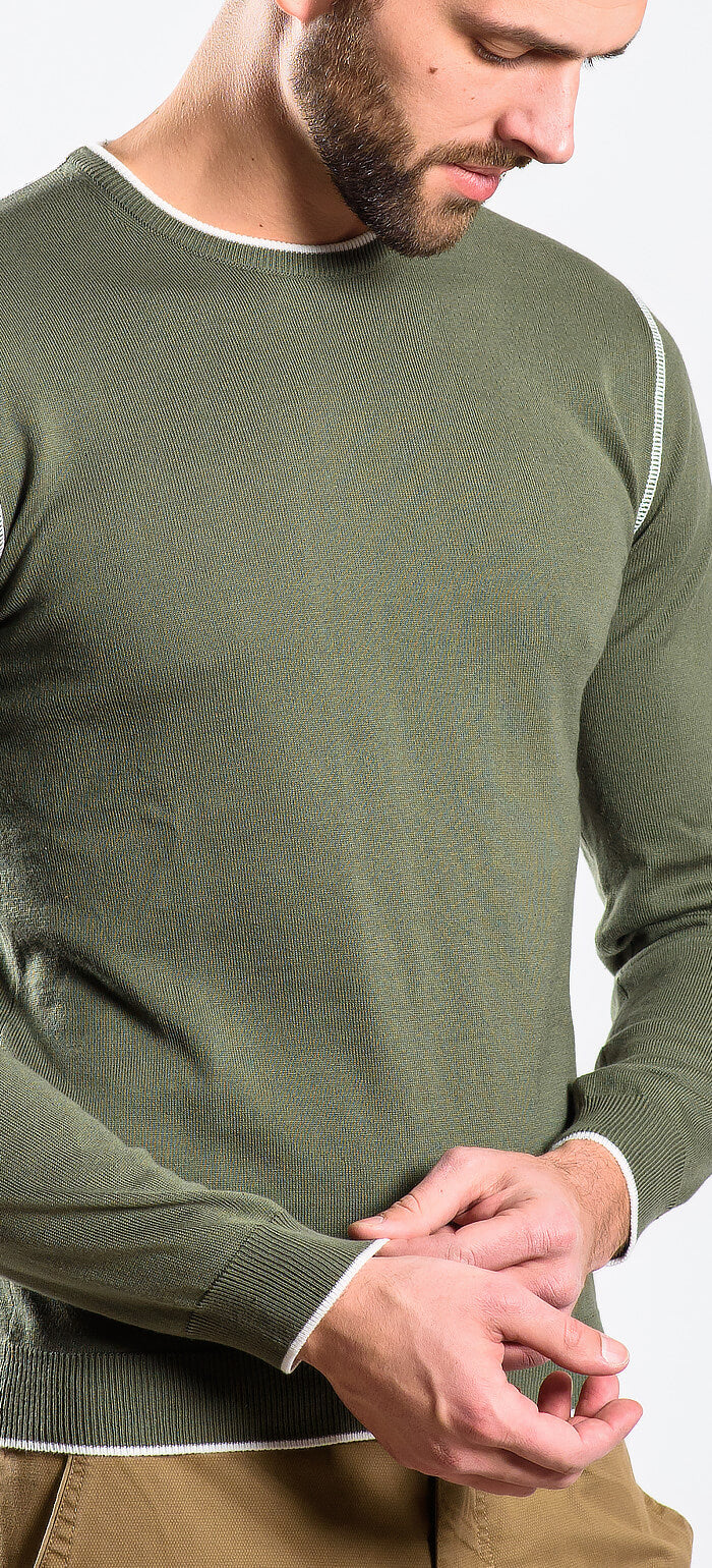 Green cotton sweater