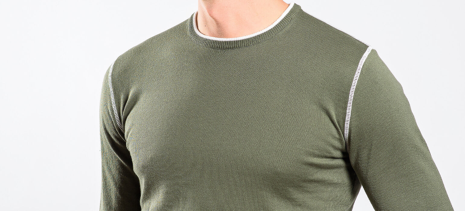 Green cotton sweater