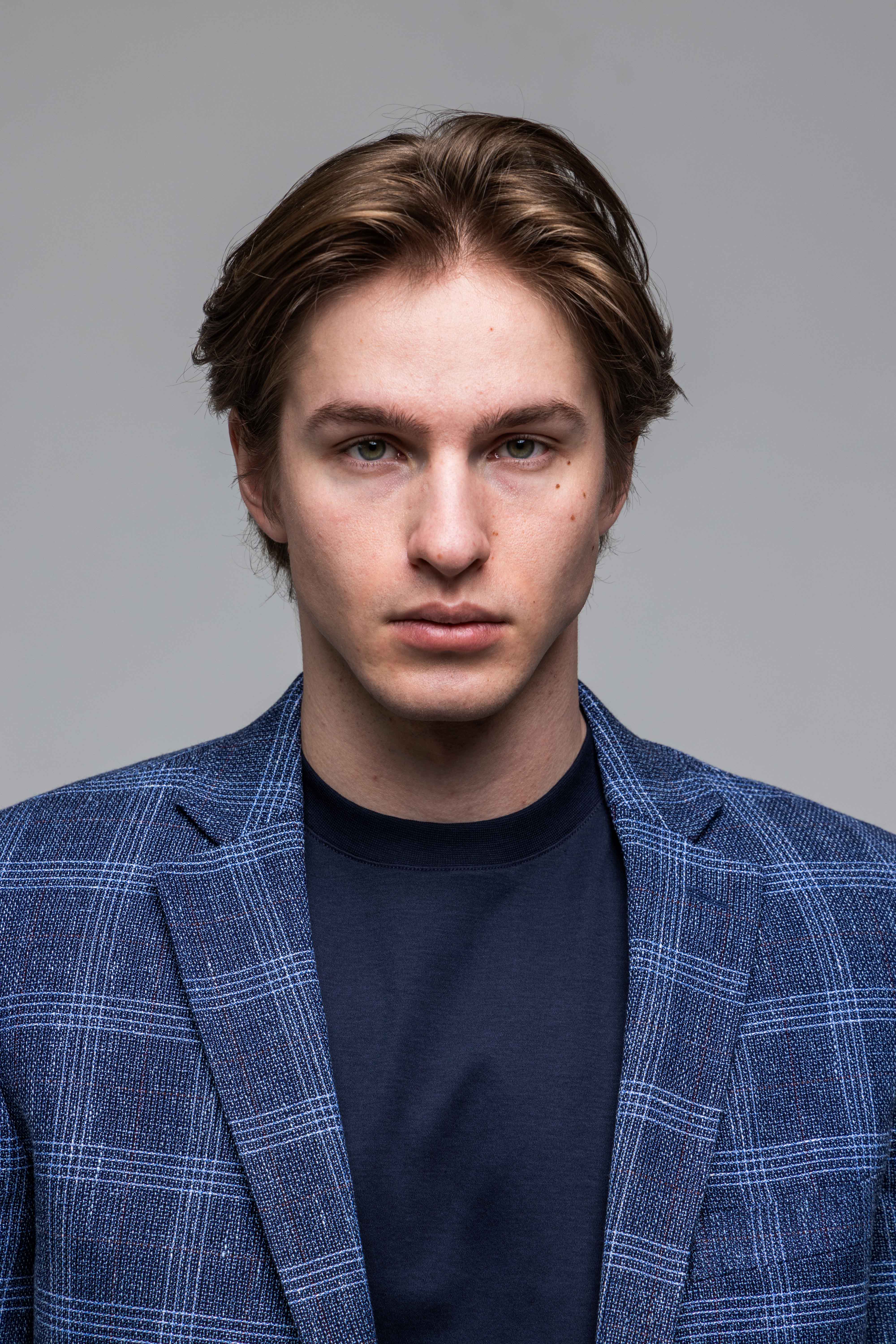 Modré sako z vlny a ľanu s bielym károm